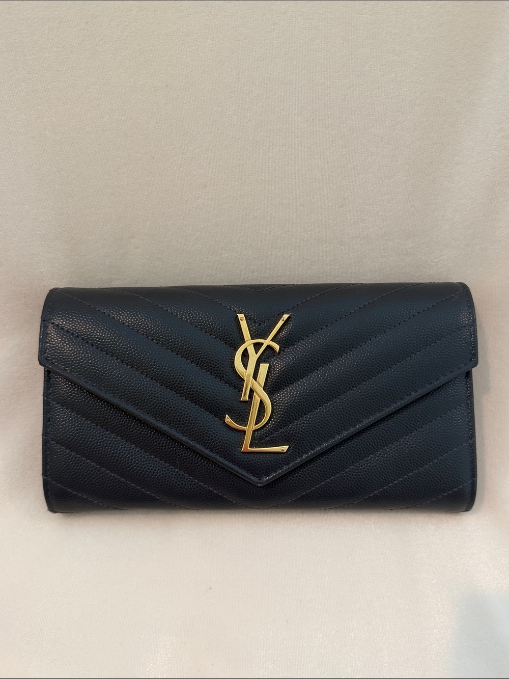 YSL Wallet - Picture 3 of 9